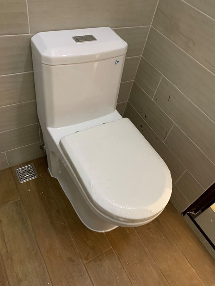 You are currently viewing 案例分享20200403馬桶-玻璃門更換