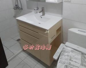 Read more about the article 為浴室打造客製化抽屜，更好收納！